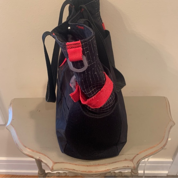 Esprit Black and Red Tote Bag - Picture 4 of 9